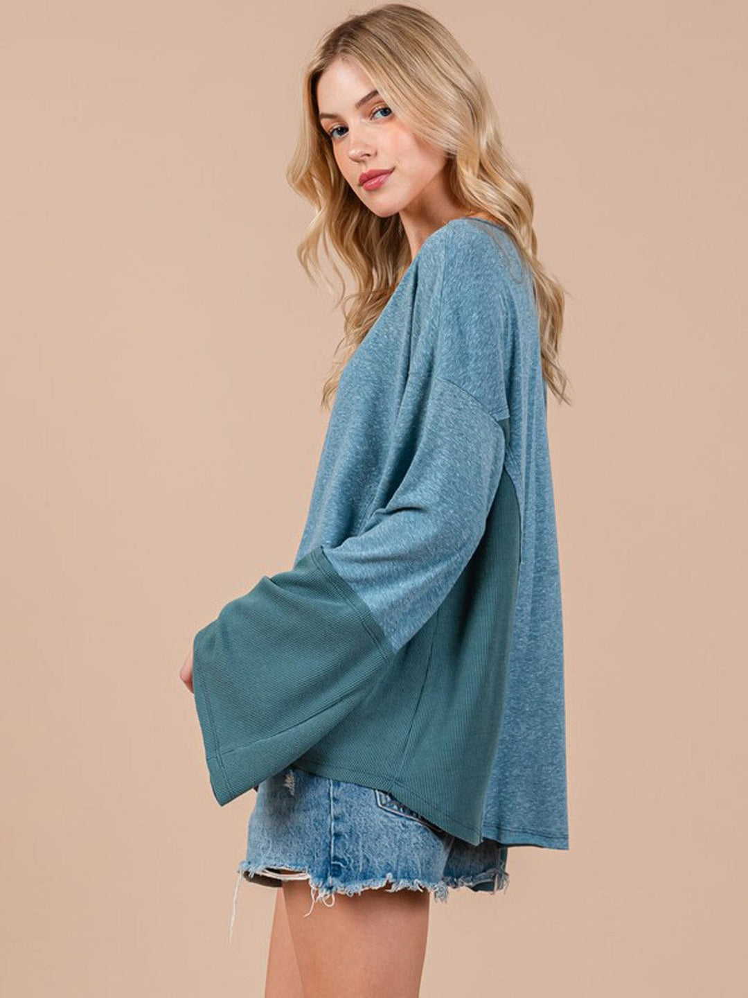 WOMEN'S LONG SLEEVE V-NECK COLORBLOCK TUNIC TOP