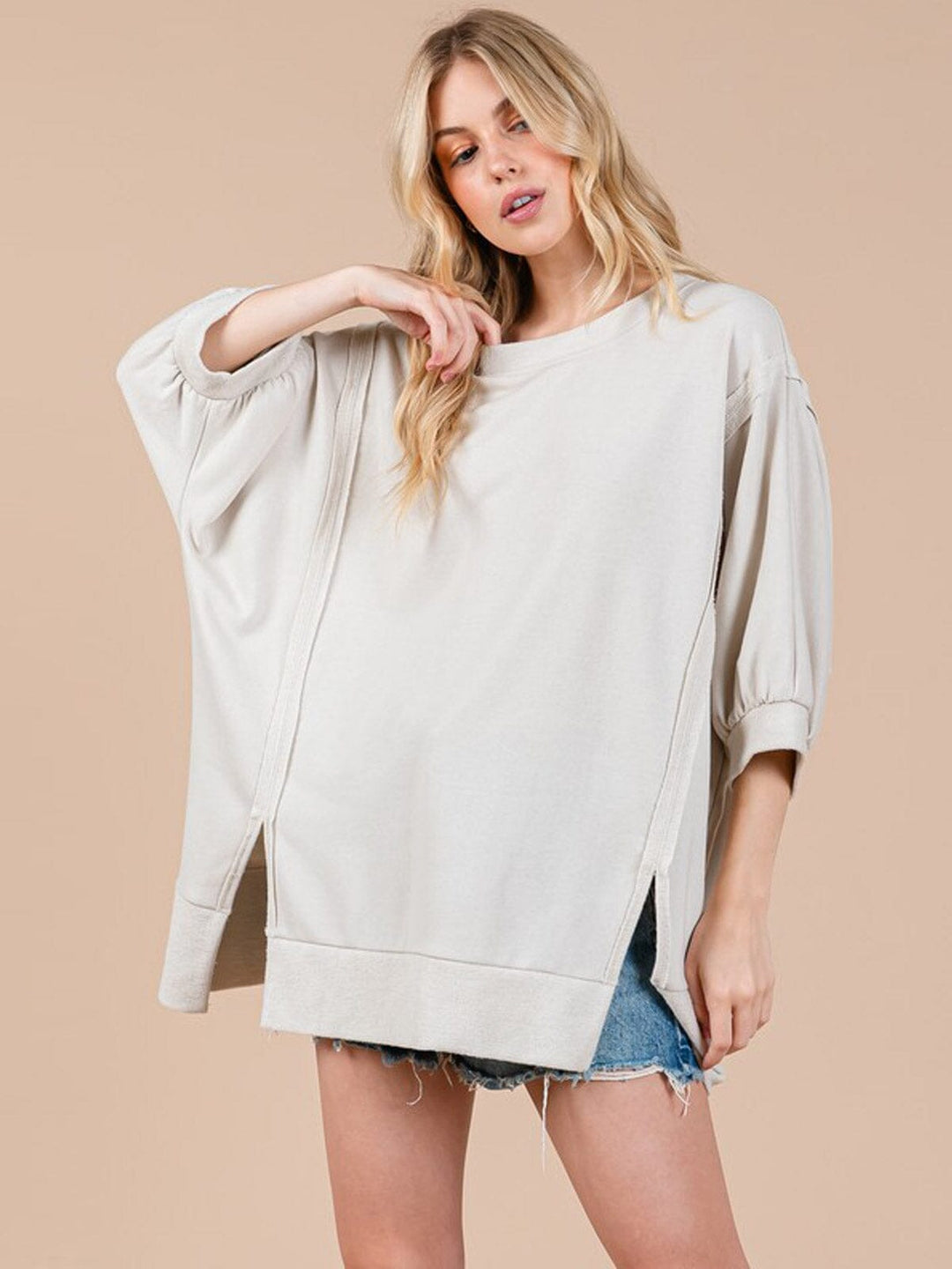 WOMEN'S SHORT SLEEVE SIDE SLIT OVERSIZED TOP