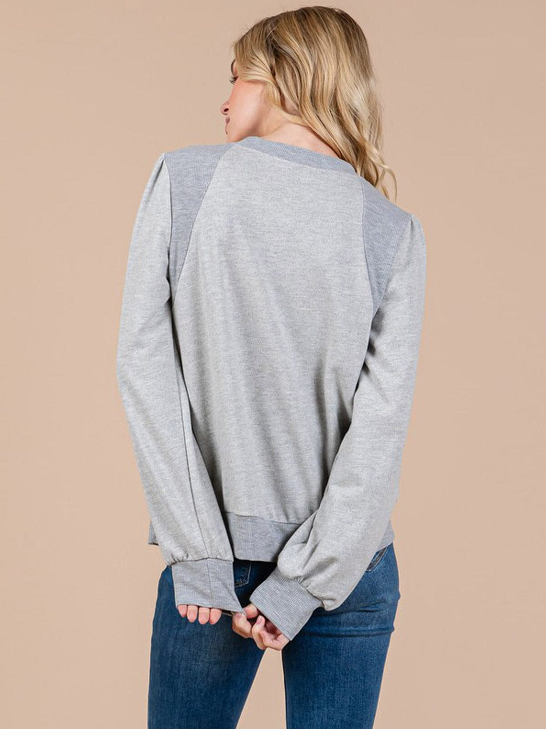 WOMEN'S LONG SLEEVE PULLOVER SWEATER