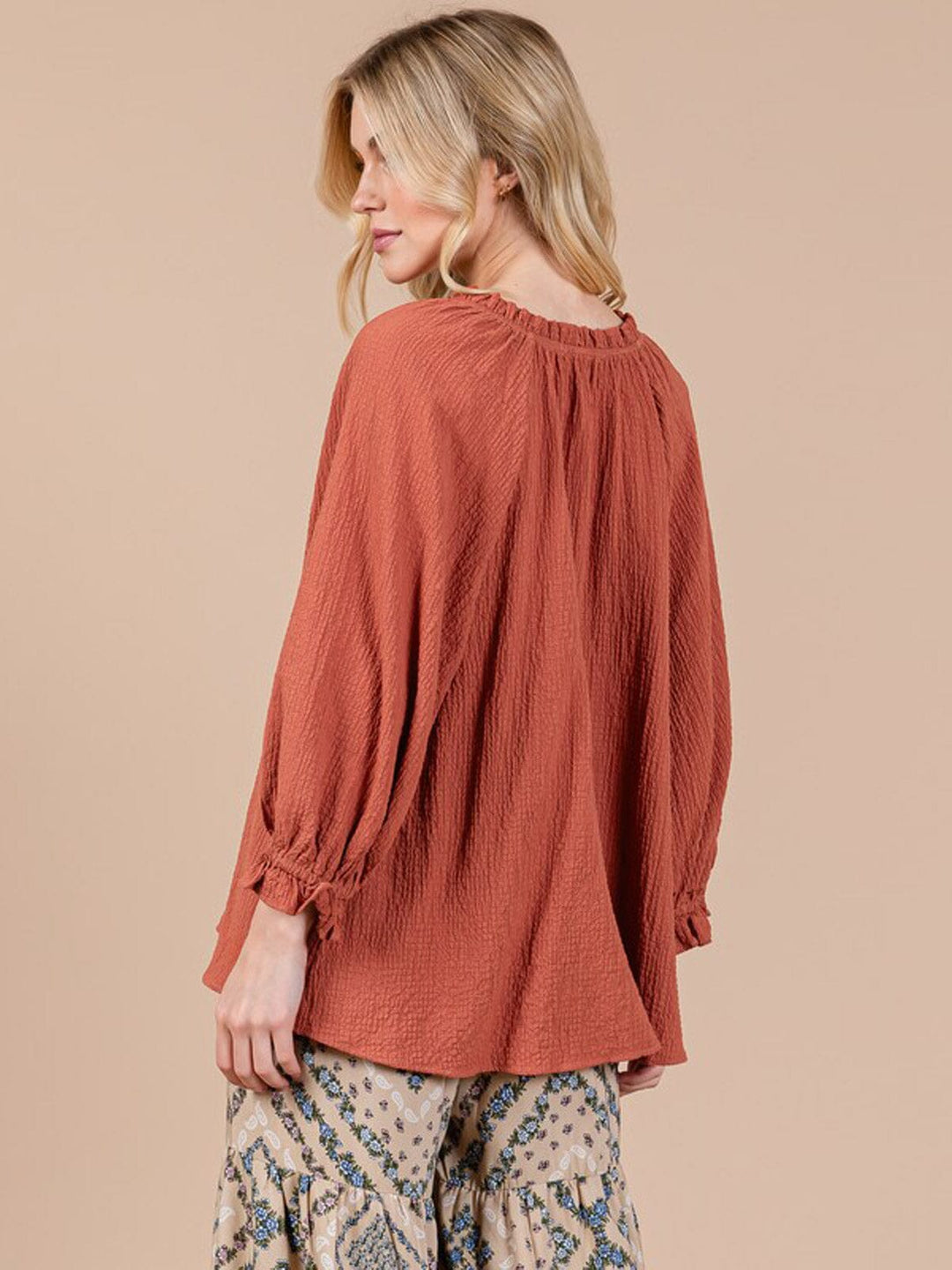 WOMEN'S LONG SLEEVE V-NECK TUNIC BLOUSE