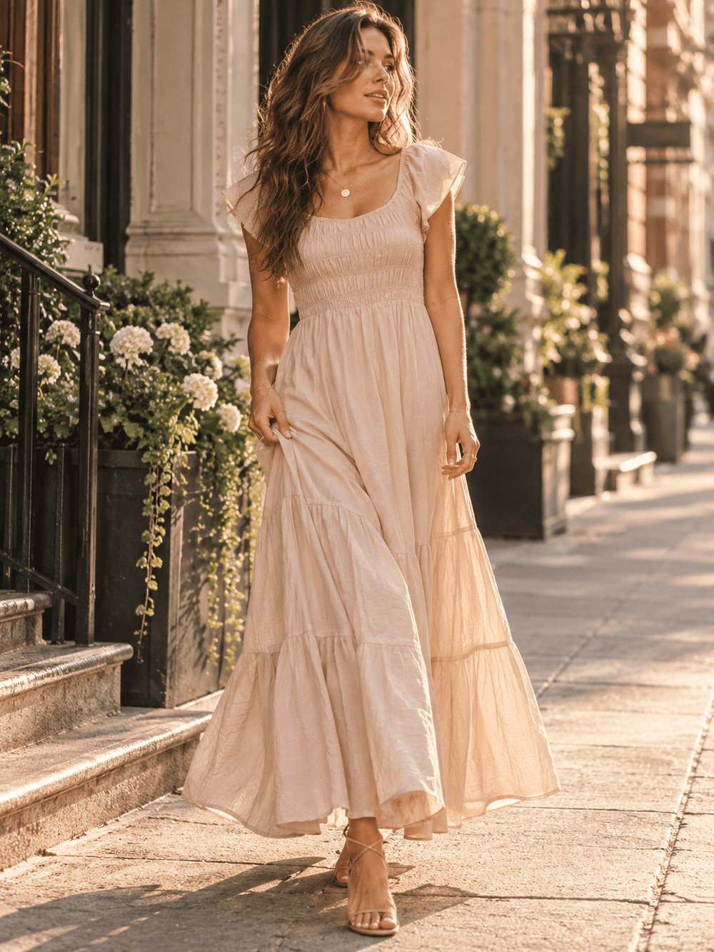 WOMEN'S SHORT SLEEVE FRONT POCKETS SMOCK TIERED MAXI DRESS