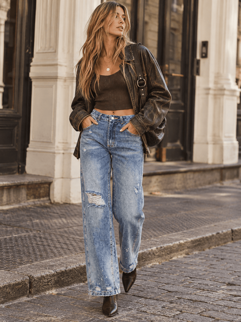WOMEN'S BUTTON CLOSURE POCKETS DISTRESS WASHED DENIM PANTS
