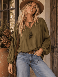 WOMEN'S LONG SLEEVE V-NECK ELASTIC WAIST BLOUSE
