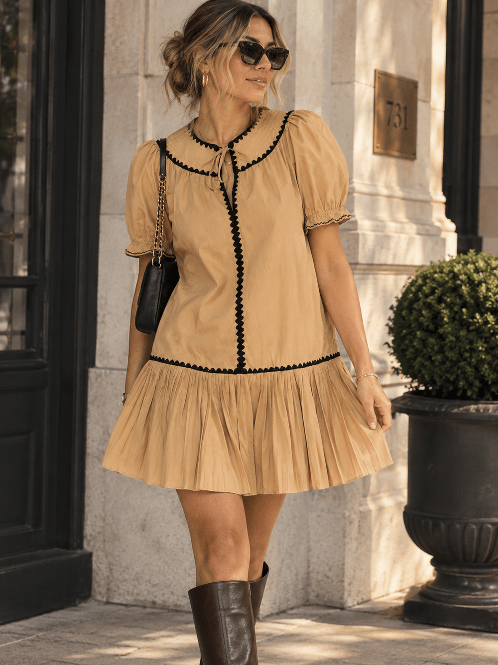 WOMEN'S SHORT PUFF SLEEVE LOOSE FIT PLEATED MINI DRESS