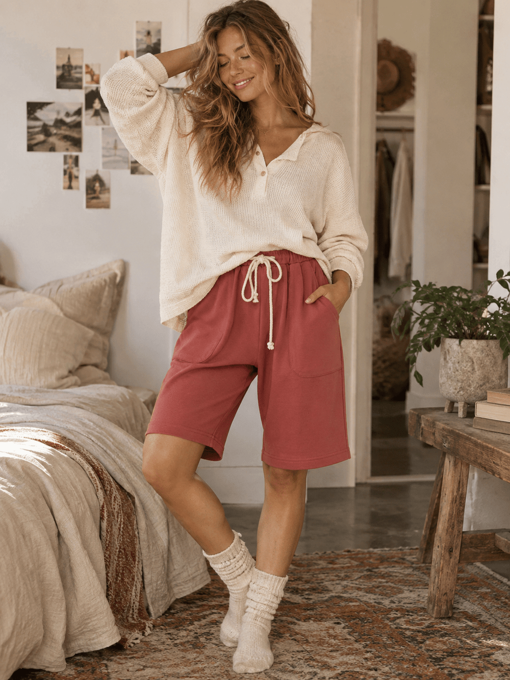 WOMEN'S ELASTIC WAIST SELF TIE FRONT POCKETS BERMUDA SHORTS
