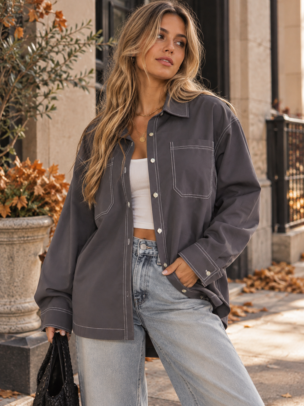 WOMEN'S LONG SLEEVE BUTTON CLOSURE FRONT POCKETS JACKET