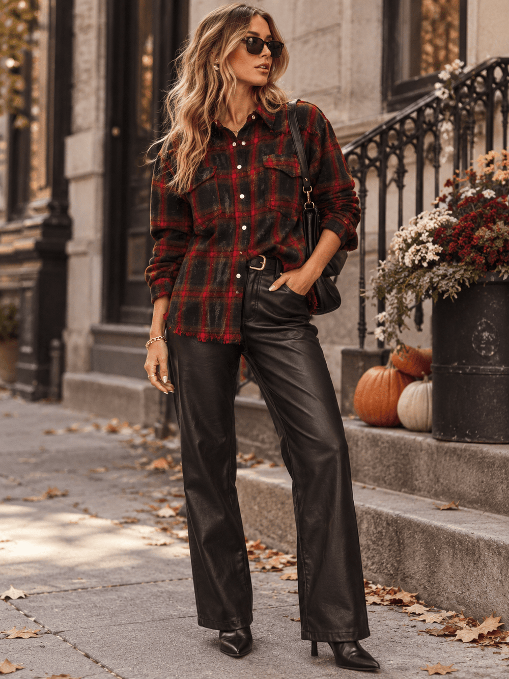 WOMEN'S LONG SLEEVE FRONT POCKETS RAW EDGE WASHED PLAID SHIRT