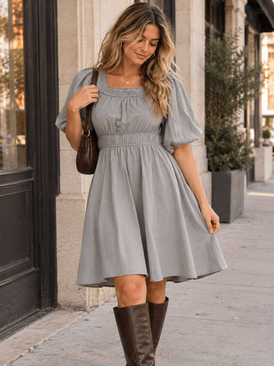 WOMEN'S SHORT PUFF SLEEVE FRONT POCKETS ELASTIC WAIST MINI DRESS