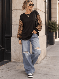 WOMEN'S LONG SLEEVE ANIMAL PRINT LOOSE FIT TOP