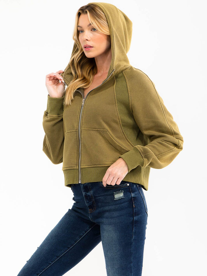 WOMEN'S LONG SLEEVE ZIPPER CLOSURE FRONT POCKETS HOODED SWEATER