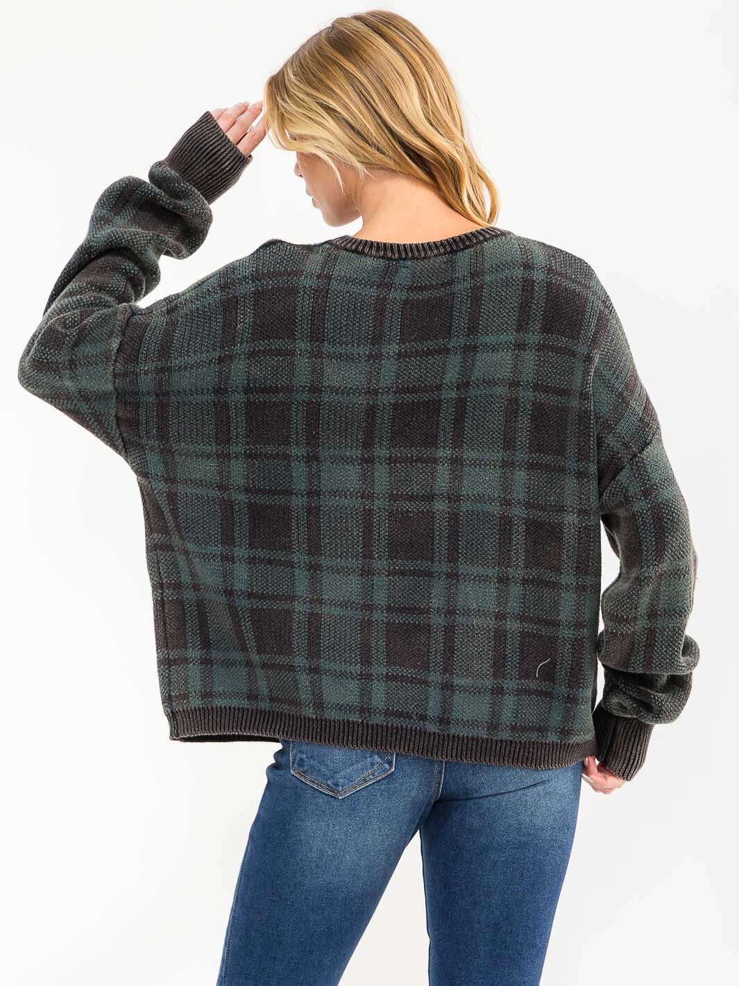 WOMEN'S LONG SLEEVE PLAID PULLOVER SWEATER