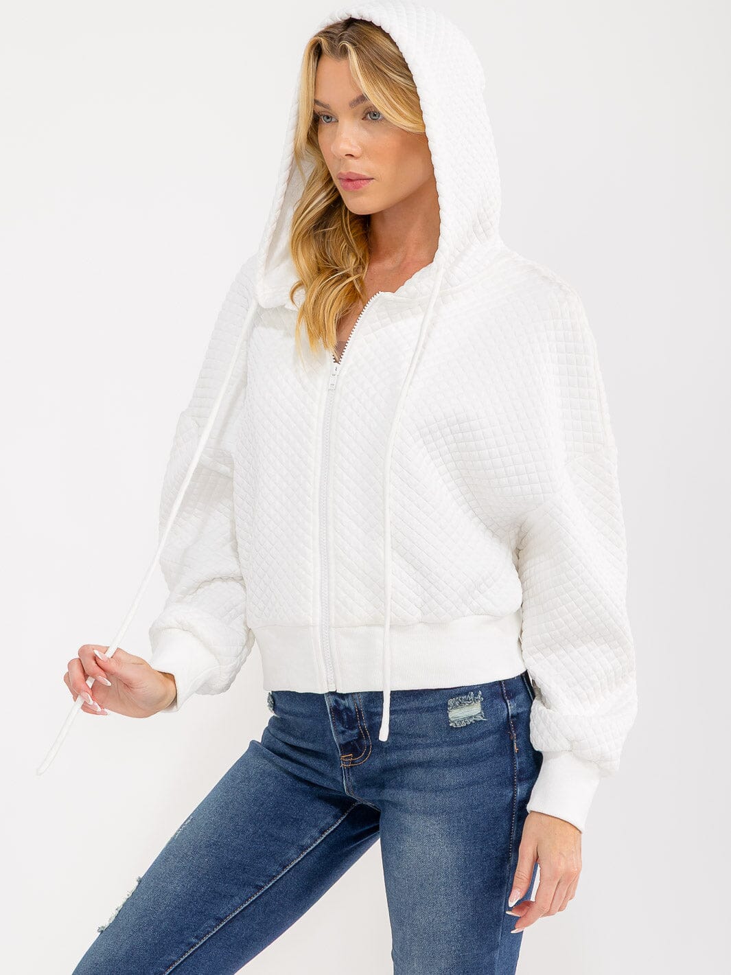 WOMEN'S LONG SLEEVE ZIPPER CLOSURE FRONT POCKETS BACK DETAILED HOODED SWEATER