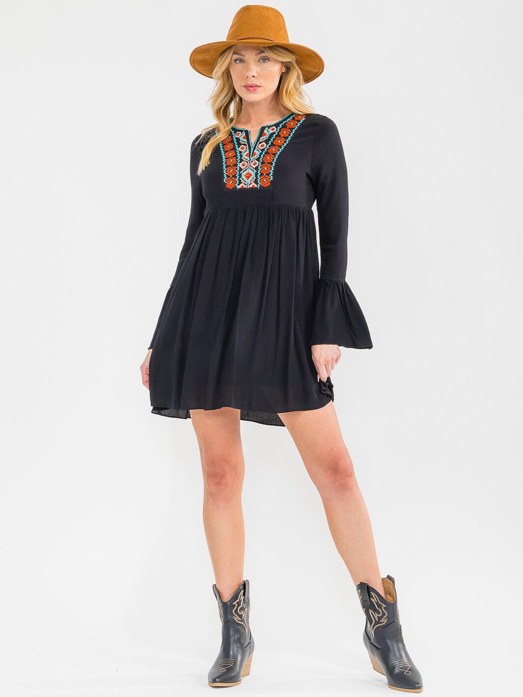 WOMEN'S LONG SLEEVE V-NECK EMBROIDERY DETAILED LOOSE FIT MINI DRESS