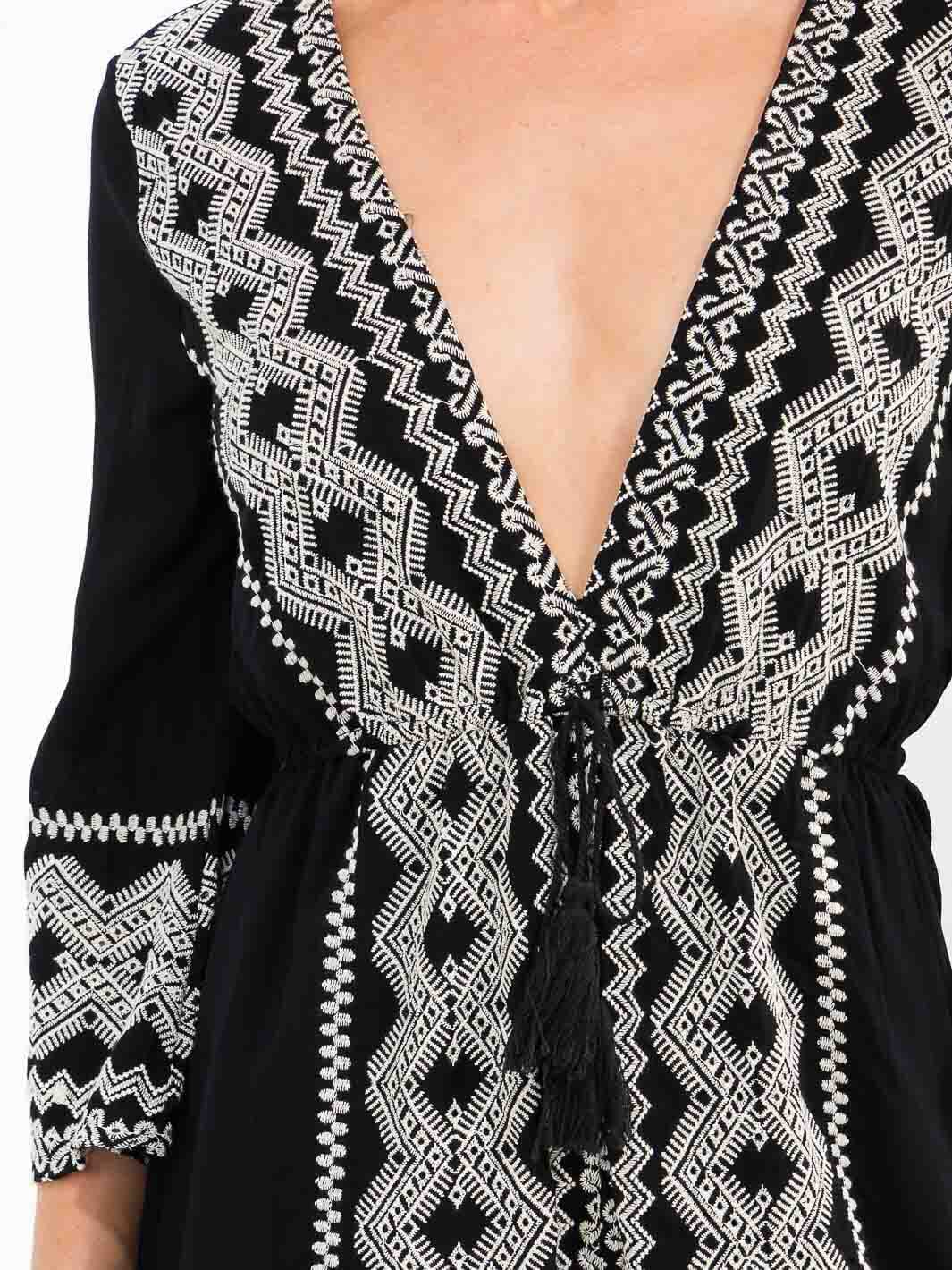 WOMEN'S 3/4 SLEEVES V-NECK EMBROIDERY ROMPER