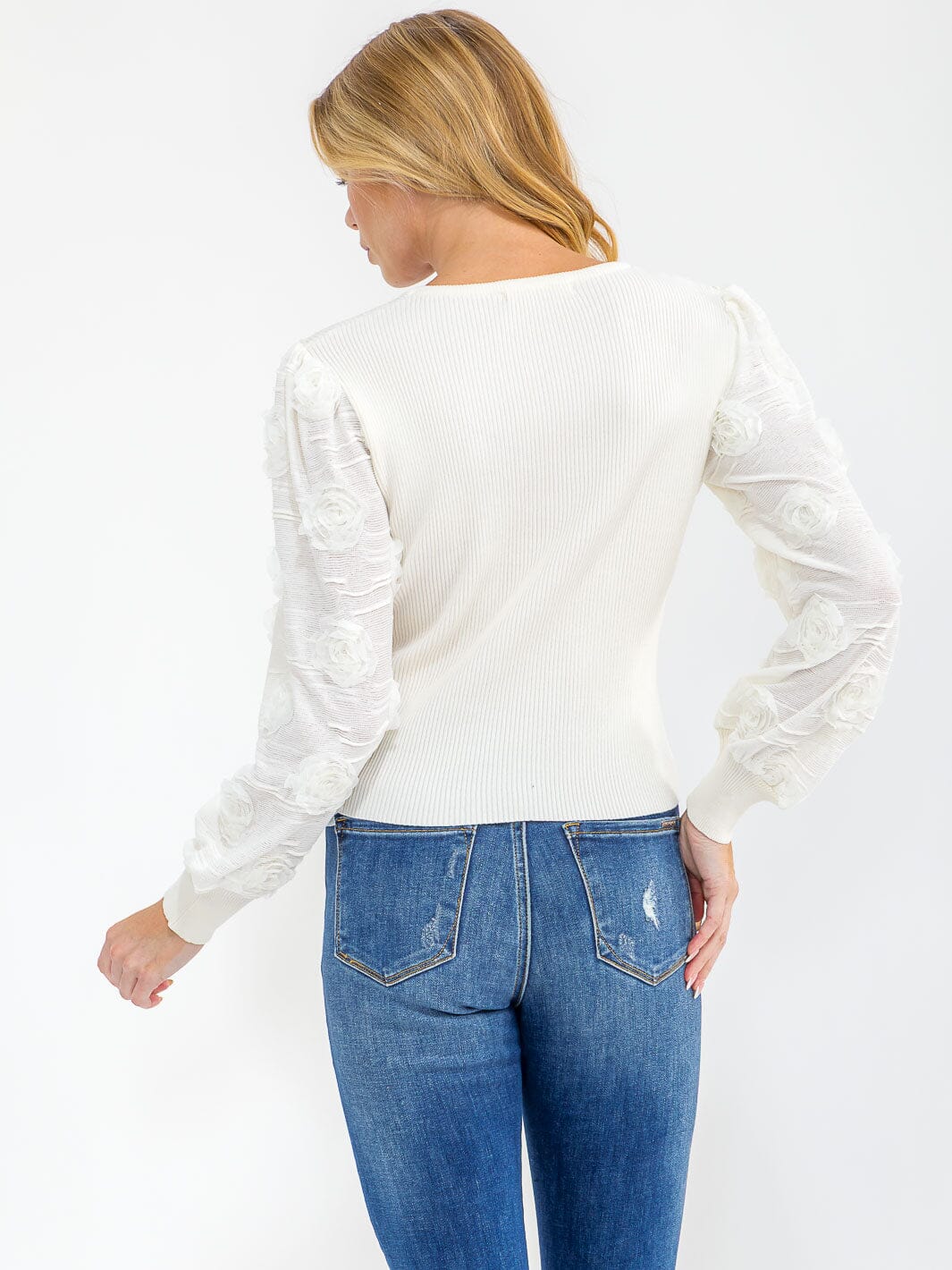 WOMEN'S LONG SLEEVE FLOWER DETAILED RIBBED BLOUSE