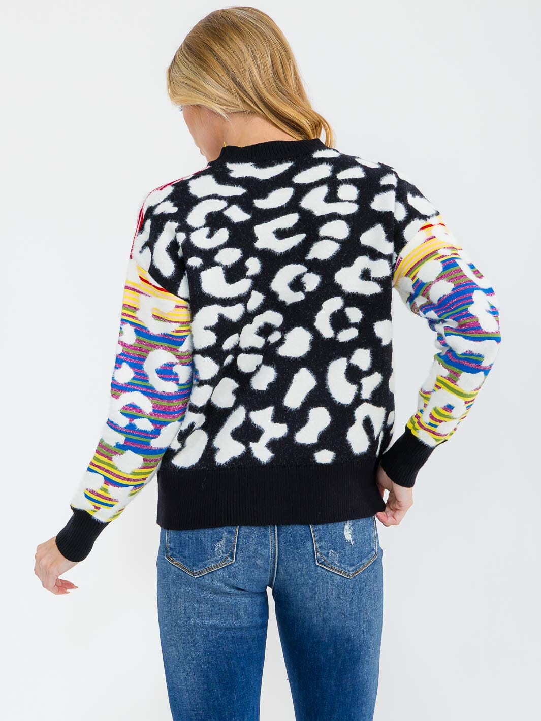 WOMEN'S LONG SLEEVE COLORBLOCK ANIMAL PRINT PULLOVER SWEATER