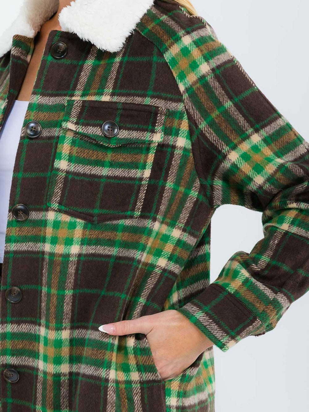 WOMEN'S LONG SLEEVE BUTTON CLOSURE FRONT POCKETS PLAID JACKET