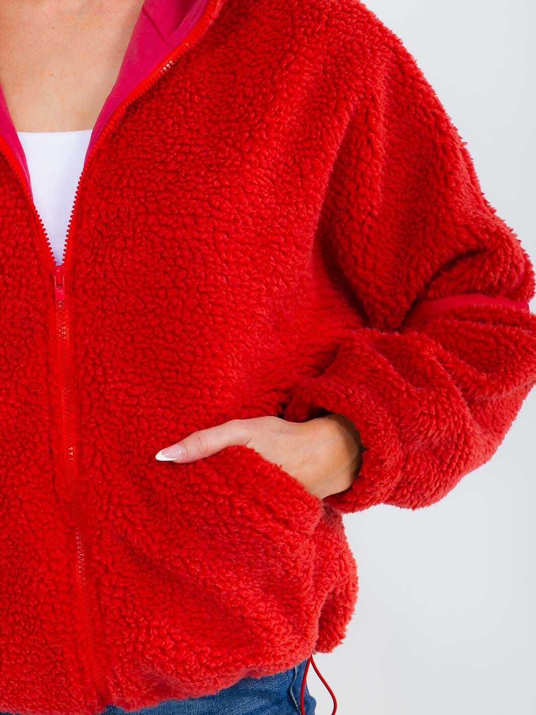 WOMEN'S LONG SLEEVE ZIPPER CLOSURE FRONT POCKETS SHERPA SWEATER