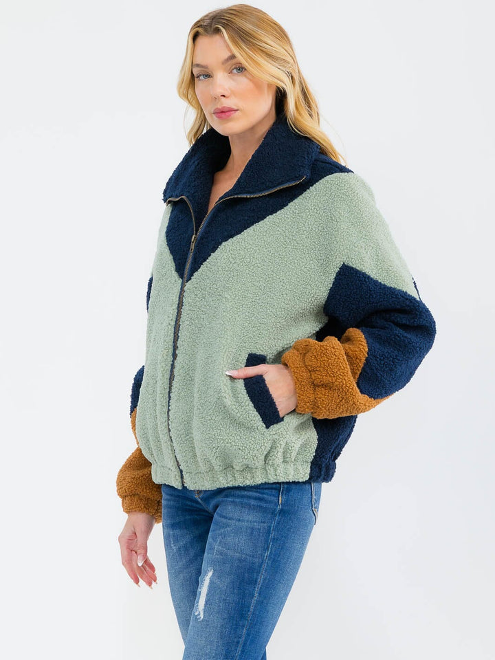 WOMEN'S LONG SLEEVE ZIPPER CLOSURE FRONT POCKETS COLORBLOCK SHERPA JACKET