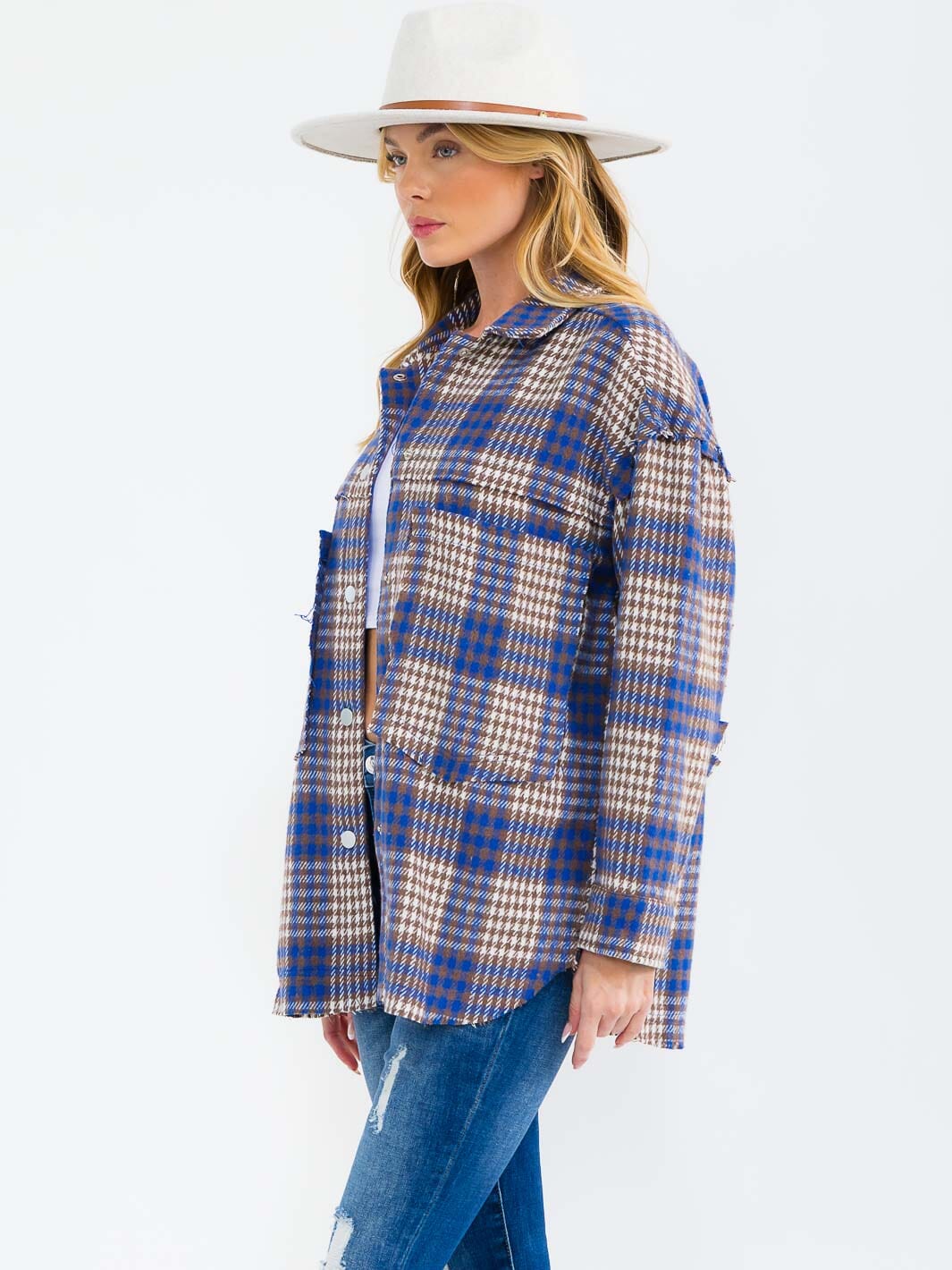 WOMEN'S LONG SLEEVE BUTTON CLOSURE FRONT POCKETS PLAID SHACKET