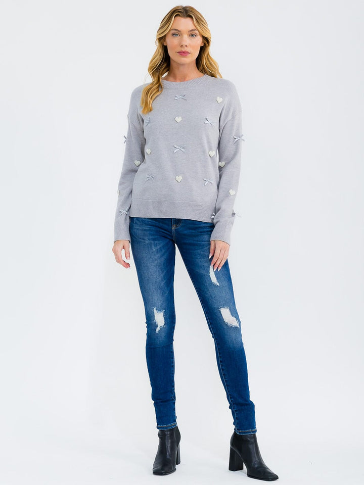 WOMEN'S LONG SLEEVE HEART & BOWS DETAILED PULLOVER SWEATER