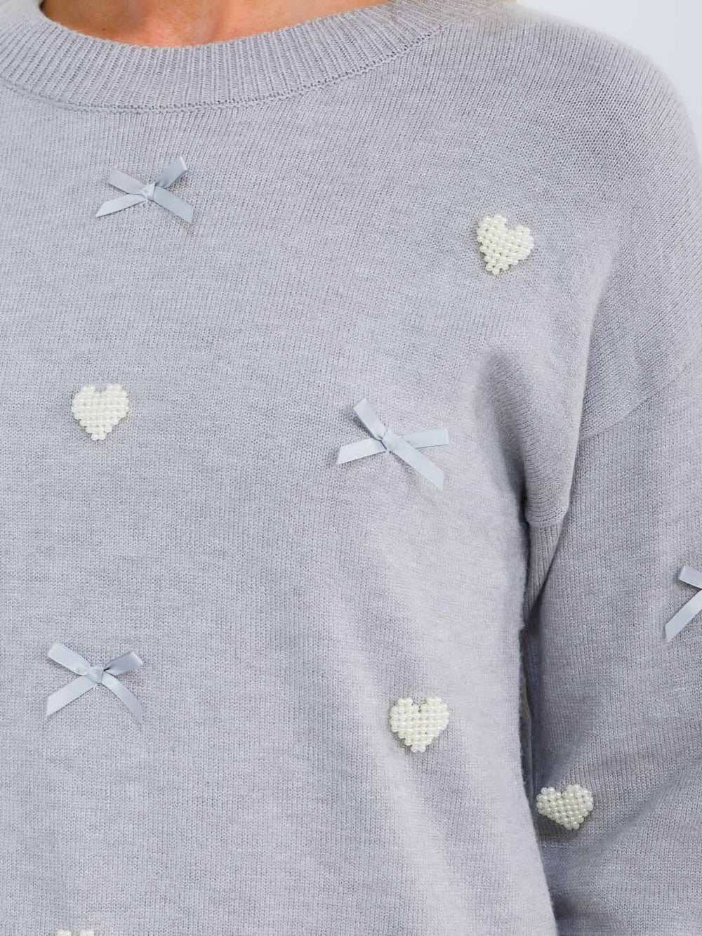 WOMEN'S LONG SLEEVE HEART & BOWS DETAILED PULLOVER SWEATER