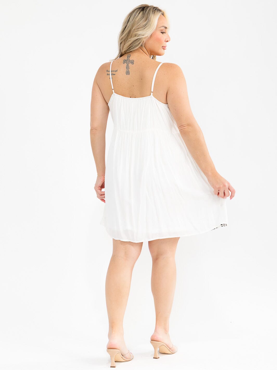 PLUS SIZE SLEEVELESS MULTI PRINT EMBROIDERY MINI DRESS