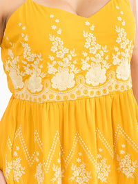 PLUS SIZE SLEEVELESS FLORAL EMBROIDERY MINI DRESS