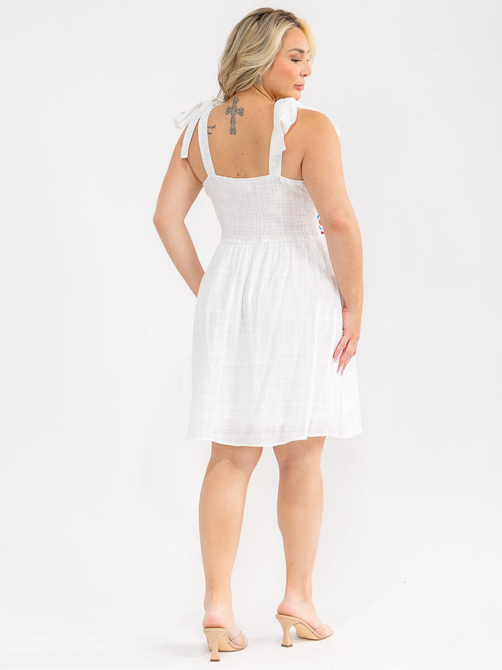 PLUS SIZE SLEEVELESS SQUARE NECK MULTI EMBROIDERY MINI DRESS