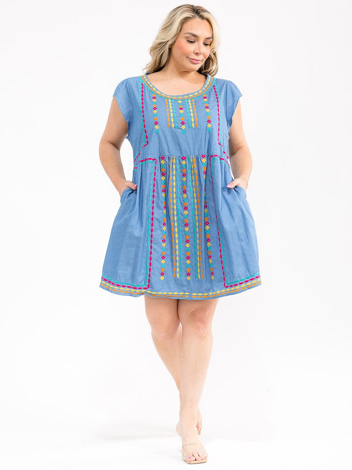 PLUS SIZE SHORT SLEEVE POCKETS MULTI PRINT EMBROIDERY DENIM MINI DRESS
