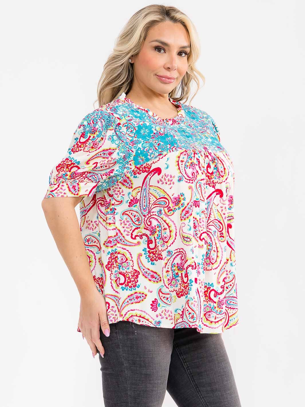 PLUS SIZE SHORT SLEEVE EMBROIDERY MULTI PRINT BLOUSE