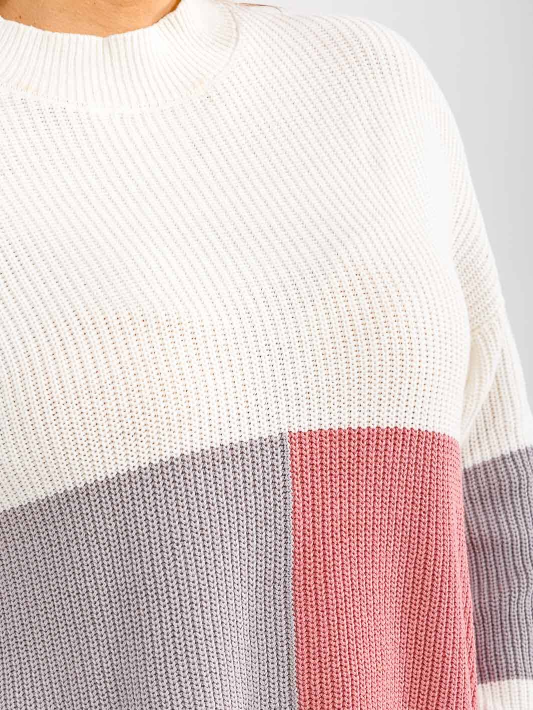 PLUS SIZE LONG SLEEVE MOCK NECK RIBBED COLORBLOCK PULLOVER SWEATER