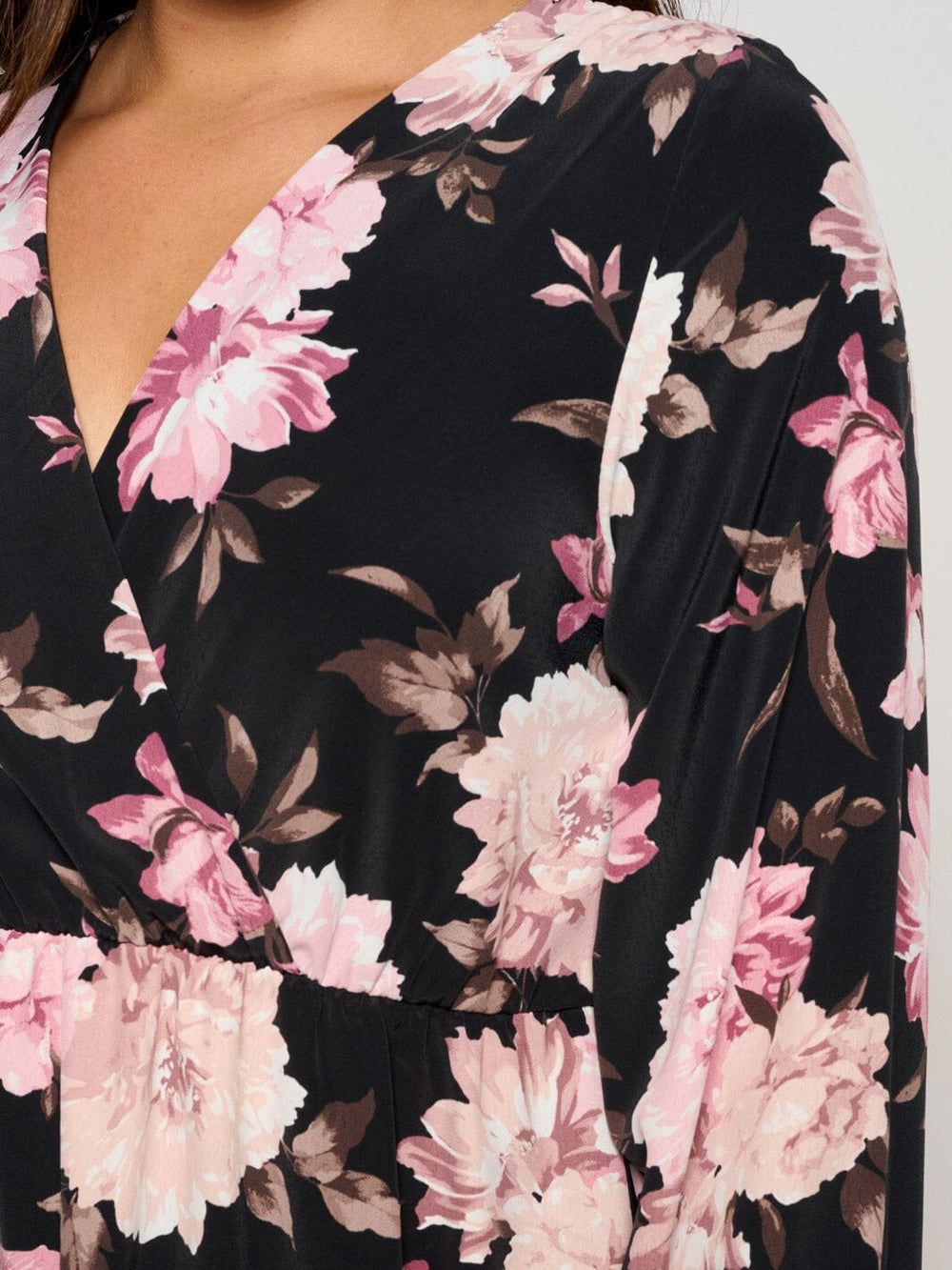 WOMEN'S LONG SLEEVE SURPLICE HIGH-LOW FLORAL MAXI DRESS