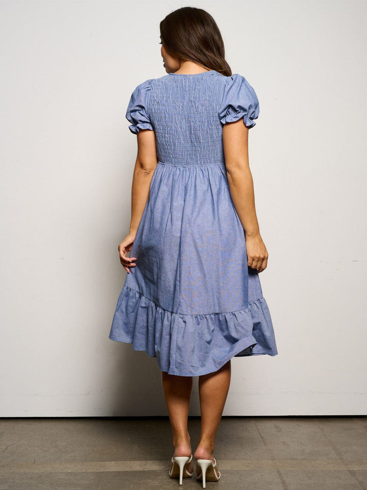 WOMEN'S SHORT SLEEVE ELASTIC WAIST POCKETS SMOCK MIDI DRESS