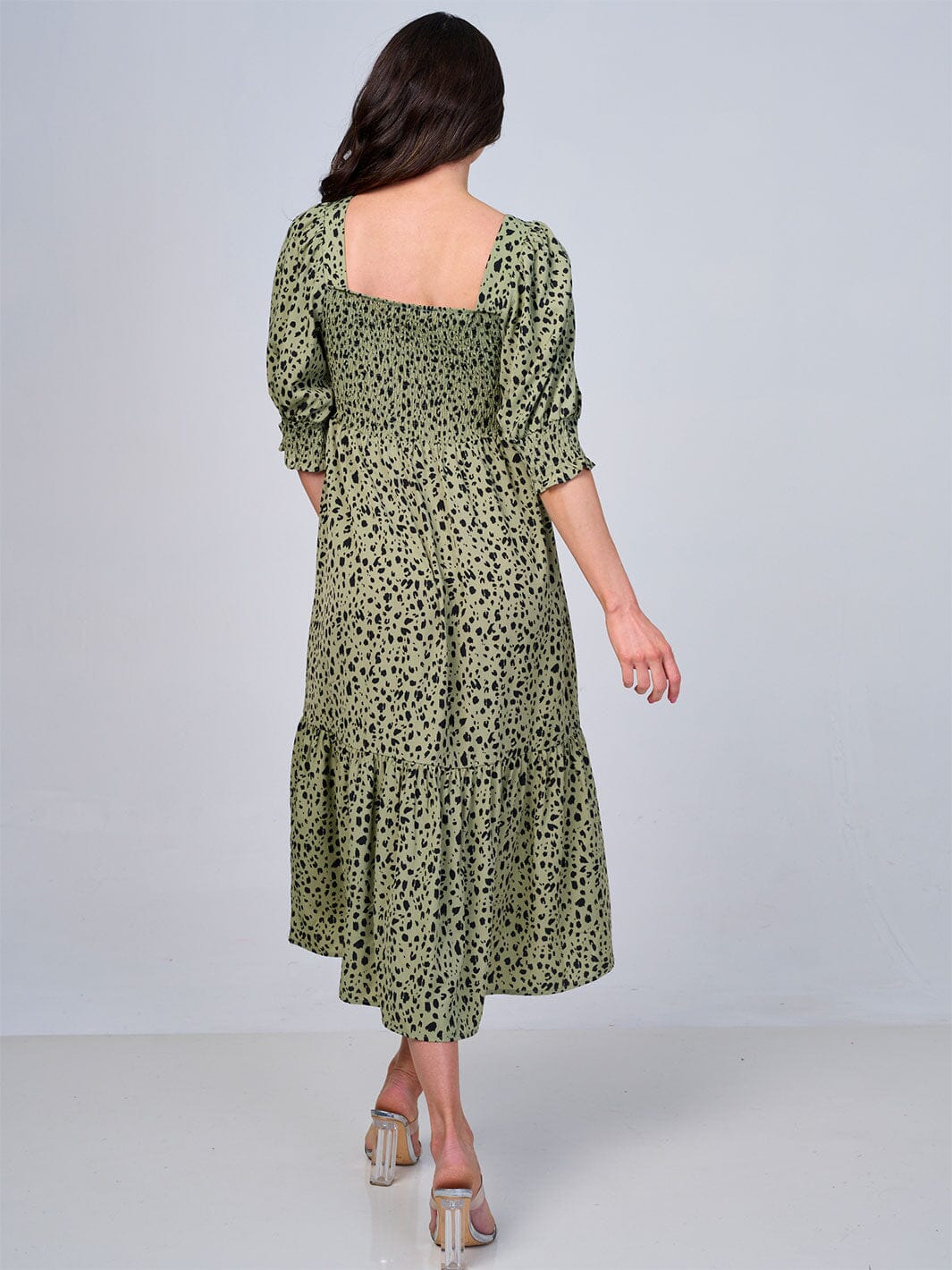 WOMEN'S SHORT SLEEVE SQUARE NECK SMOCK ANIMAL PRINT MIDI DRESS