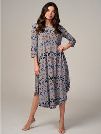 WOMEN'S 3/4 SLEEVE FRONT POCKETS ANIMAL PRINT RUFFLE BOTTOM HEM MAXI DRESS