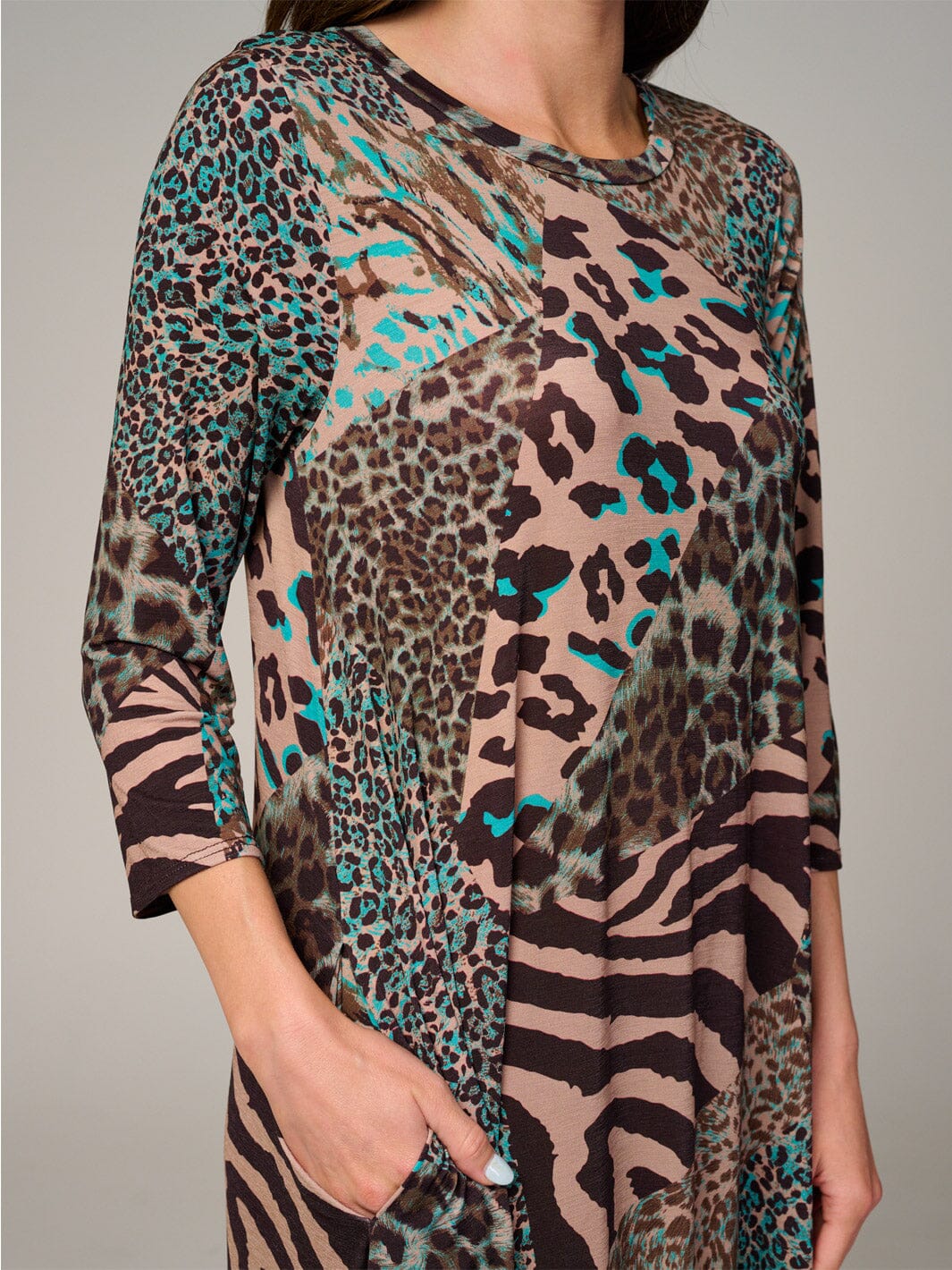 WOMEN'S 3/4 SLEEVE FRONT POCKETS ANIMAL PRINT RUFFLE BOTTOM HEM MAXI DRESS