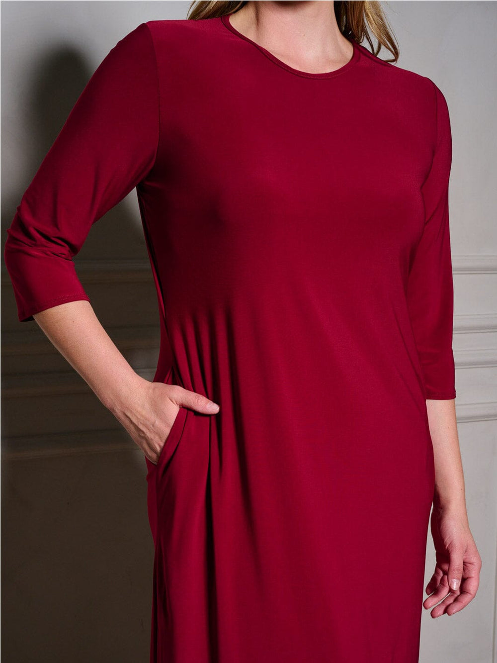 PLUS SIZE 3/4 SLEEVE POCKETS BODYCON SOLID MIDI DRESS