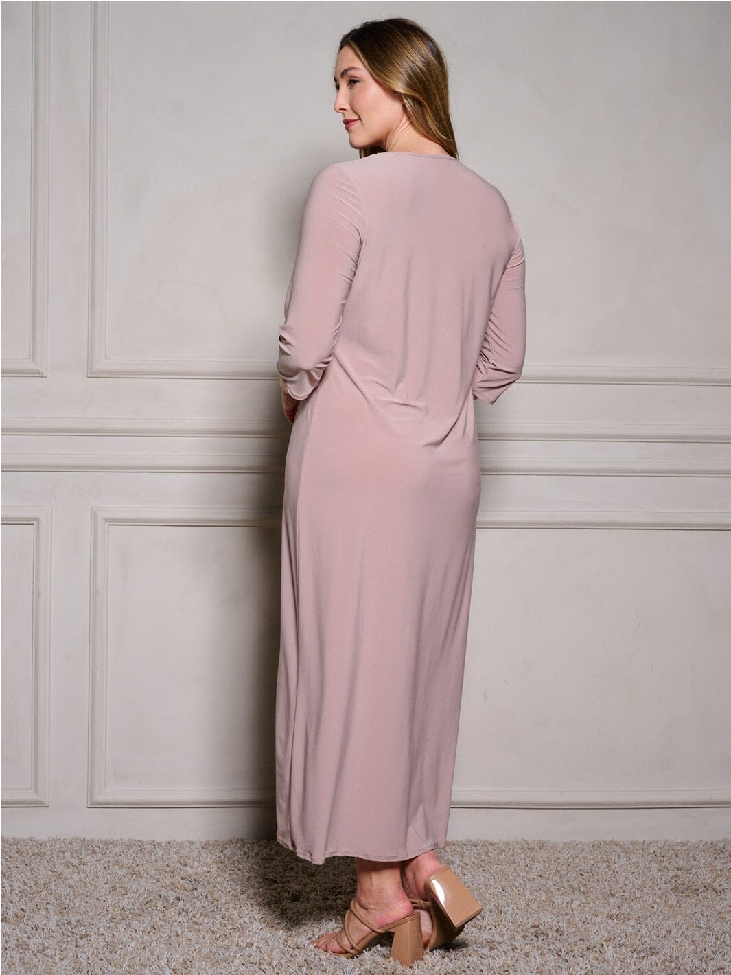 PLUS SIZE 3/4 SLEEVE BODYCON SOLID MAXI DRESS