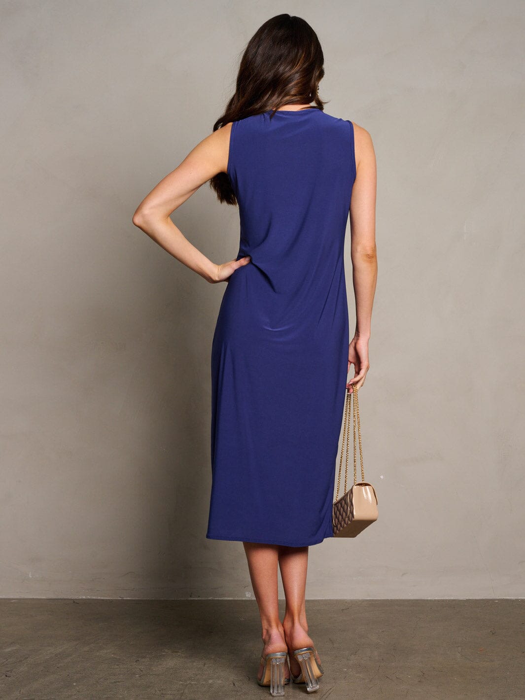 WOMEN'S SLEEVELESS POCKETS SOLID MIDI DRESS