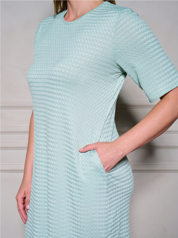 PLUS SIZE SHORT SLEEVE POCKETS DETAILED TUNIC MIDI DRESS