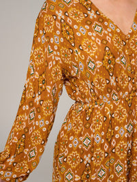 WOMEN'S LONG SLEEVE ELASTIC WAIST V-NECK MULTI PRINT MINI DRESS