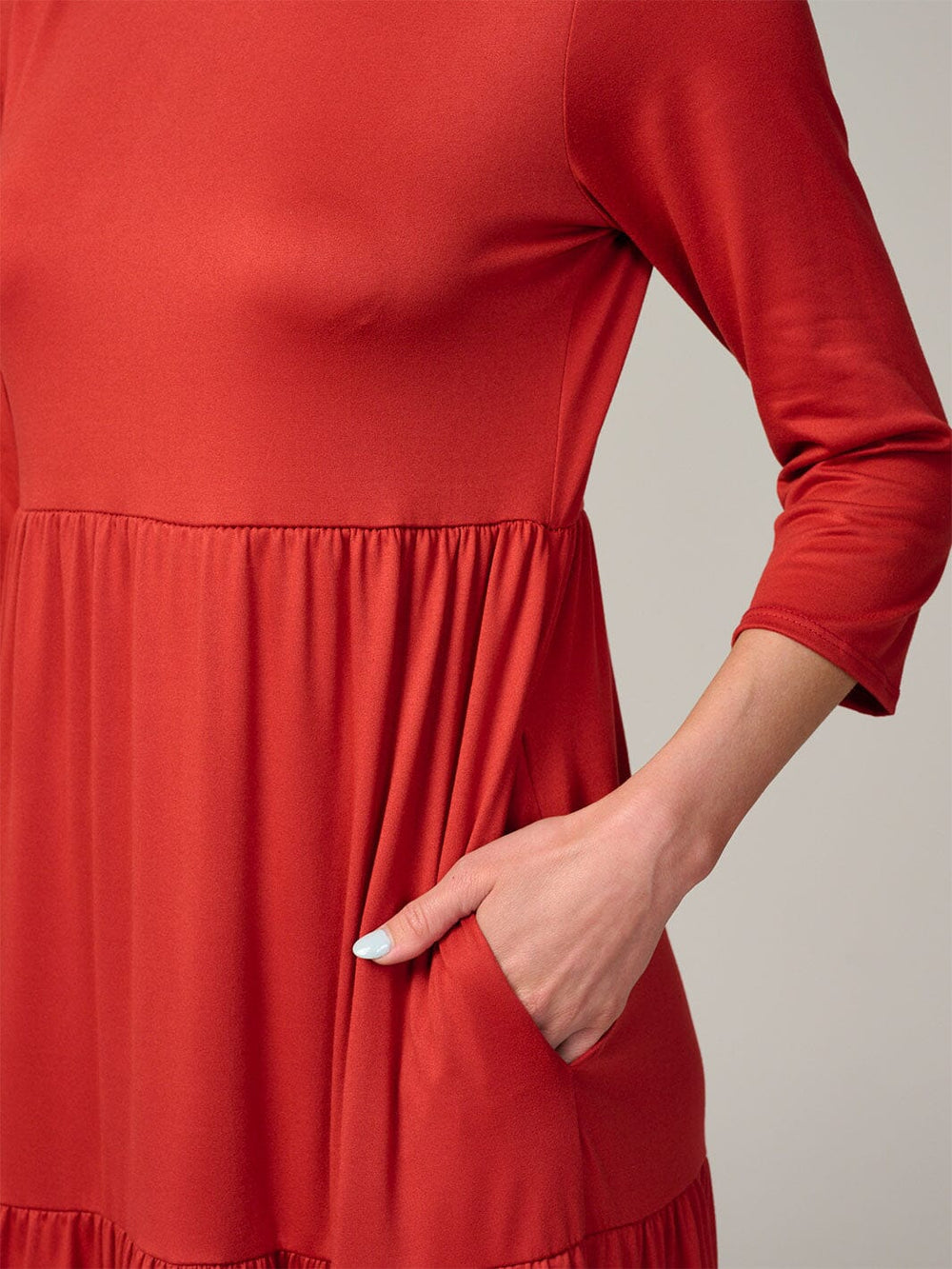 WOMEN'S 3/4 SLEEVE FRONT POCKETS TIERED MAXI DRESS