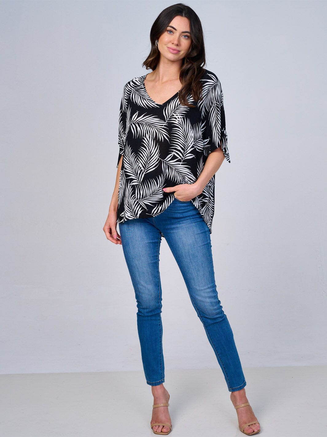 WOMEN'S SHORT SLEEVES V-NECK HIGH-LOW LEAF PRINT BLOUSE