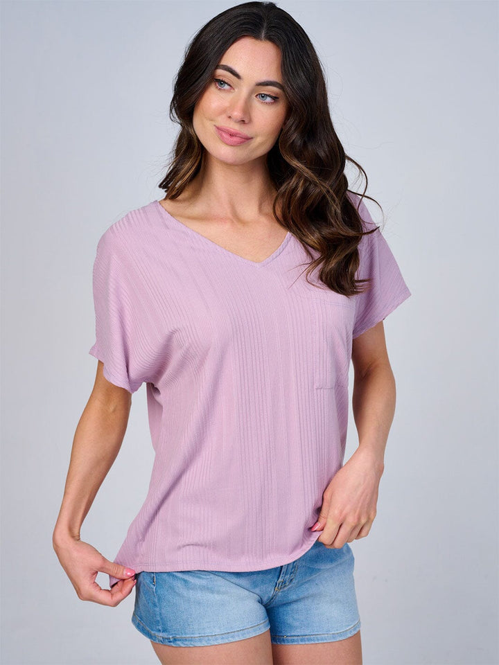 WOMEN'S SHORT SLEEVES V-NECK HIGH-LOW FRONT POCKET RIBBED BLOUSE