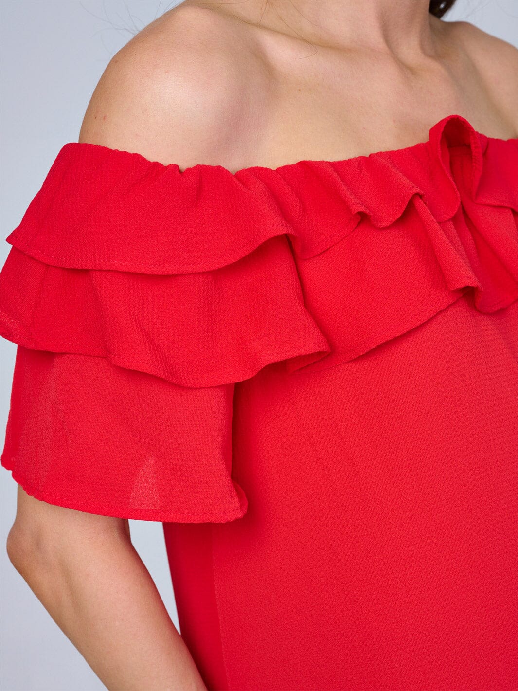 WOMEN'S SHORT SLEEVES RUFFLE BLOUSE