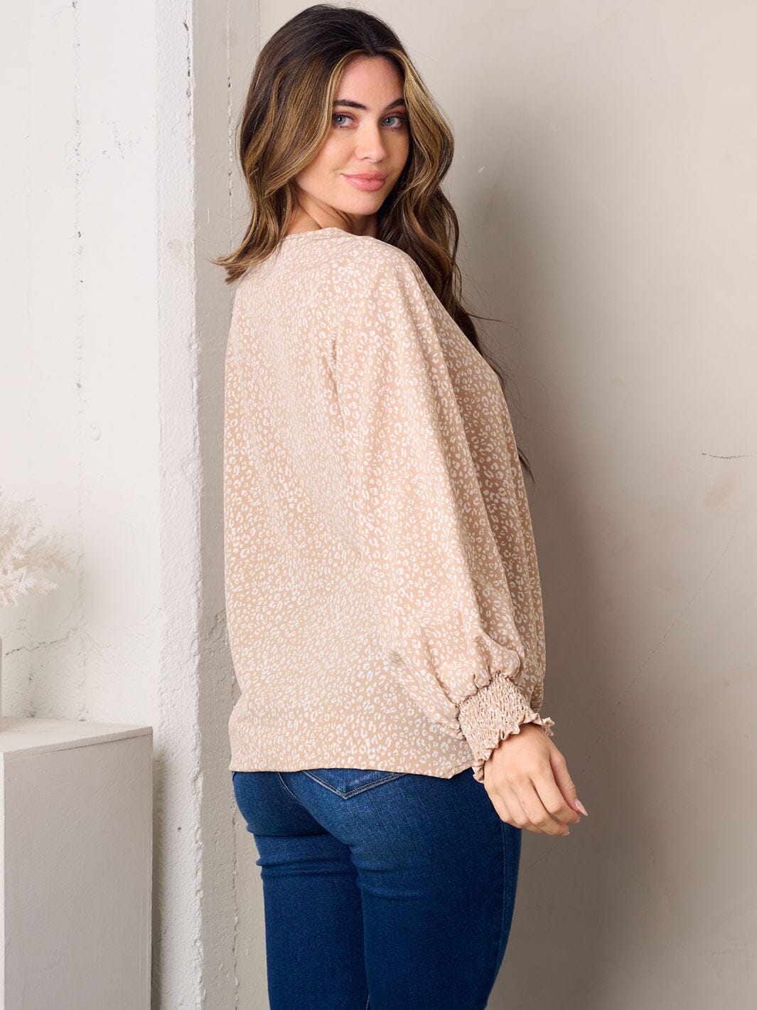 WOMEN'S LONG SLEEVE SURPLICE ANIMAL PRINT TOP