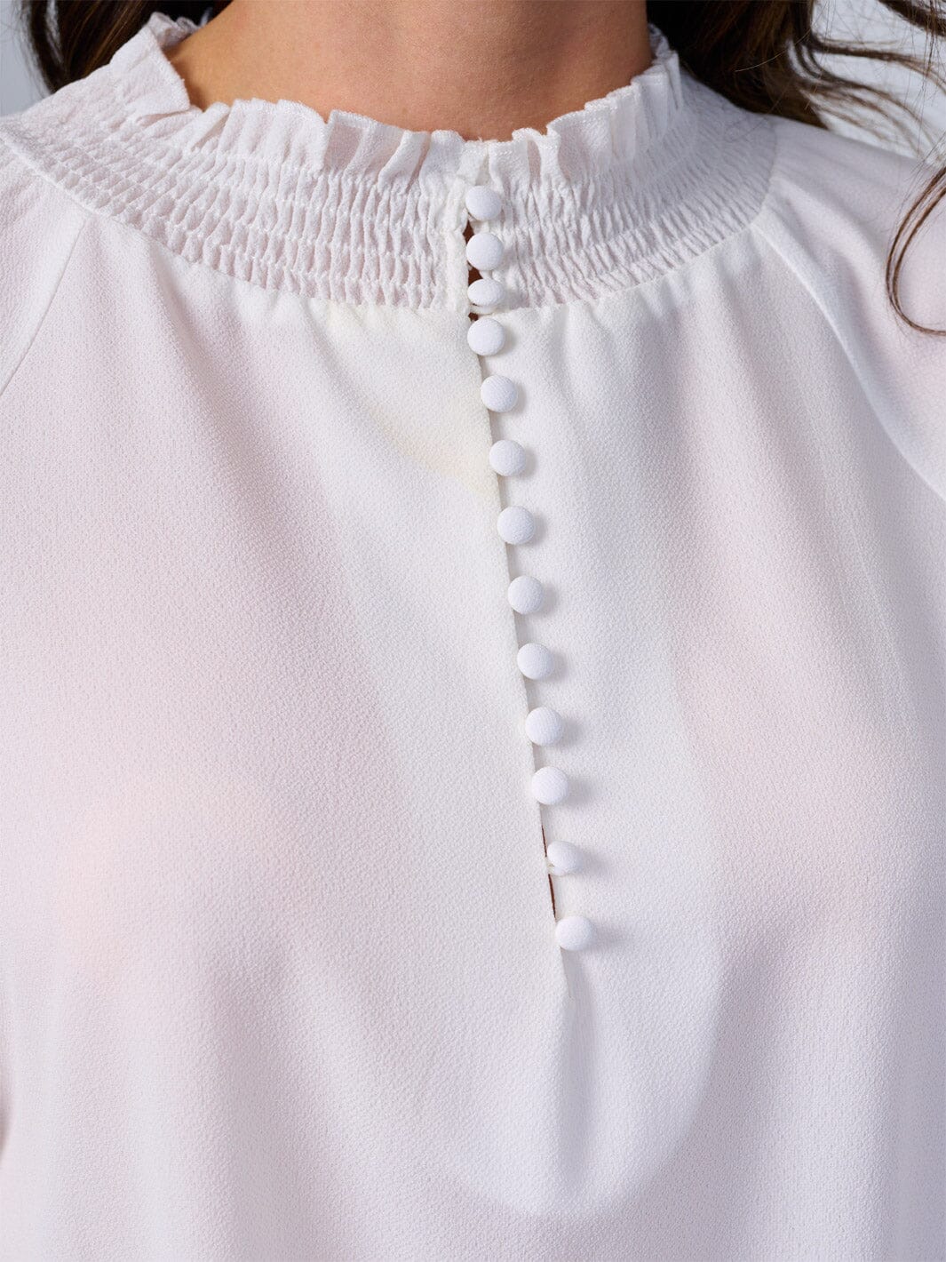 WOMEN'S LONG SLEEVES MOCK NECK BUTTON UP BLOUSE