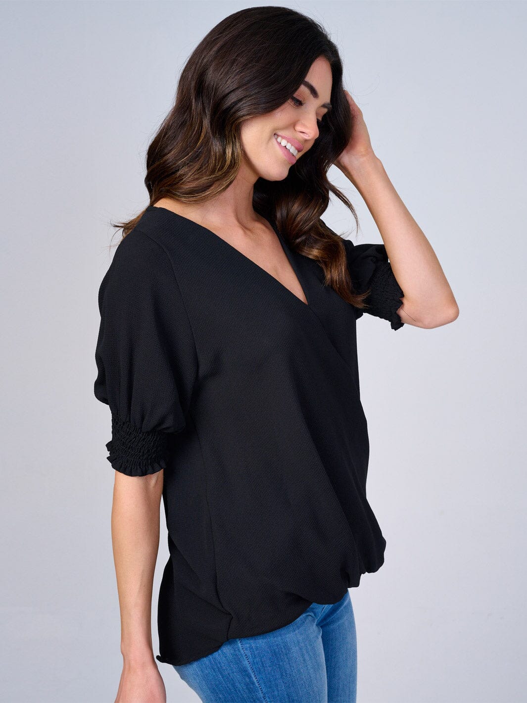 WOMEN'S SHORT SLEEVES SURPLICE BLOUSE
