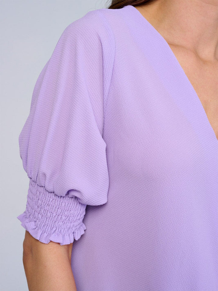 WOMEN'S SHORT SLEEVES SURPLICE BLOUSE